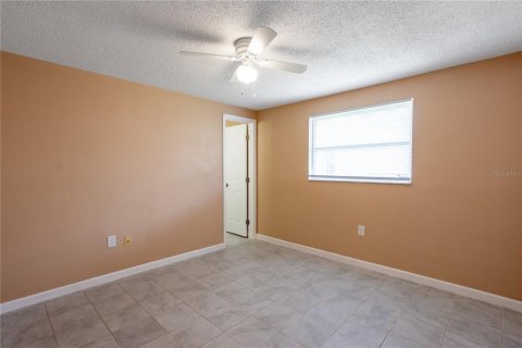 Casa en alquiler en New Port Richey, Florida, 2 dormitorios, 74.41 m2 № 1906501 - foto 7
