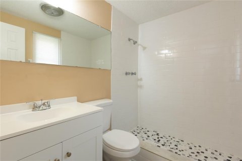 Casa en alquiler en New Port Richey, Florida, 2 dormitorios, 74.41 m2 № 1906501 - foto 9