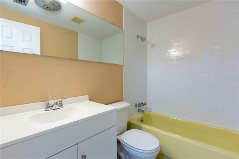 Casa en alquiler en New Port Richey, Florida, 2 dormitorios, 74.41 m2 № 1906501 - foto 6