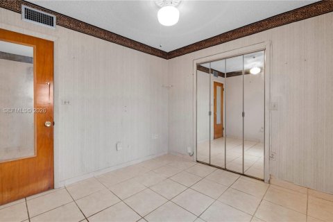 Propiedad comercial en venta en Miami, Florida, 173.17 m2 № 2009933 - foto 26