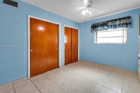 Propiedad comercial en venta en Miami, Florida, 173.17 m2 № 2009933 - foto 30