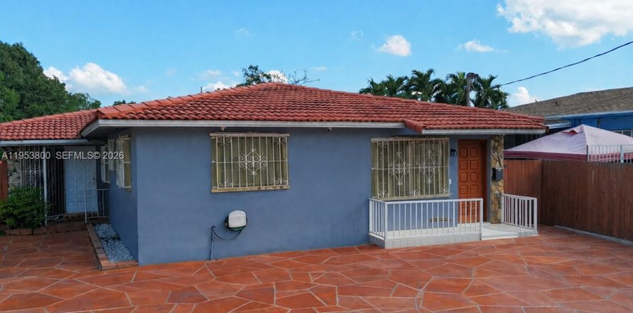 Propiedad comercial en Miami, Florida 173.17 m2 № 2009933