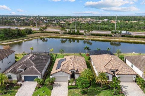 House in Bradenton, Florida 3 bedrooms, 153.2 sq.m. № 1689823 - photo 8