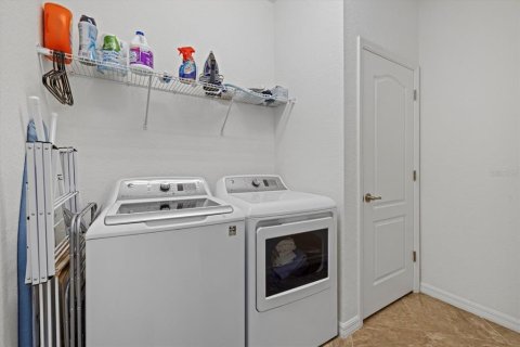 House in Bradenton, Florida 3 bedrooms, 153.2 sq.m. № 1689823 - photo 30
