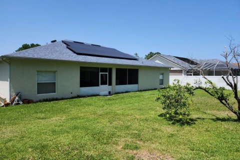 Casa en venta en Palm Coast, Florida, 4 dormitorios, 210.33 m2 № 2167309 - foto 2