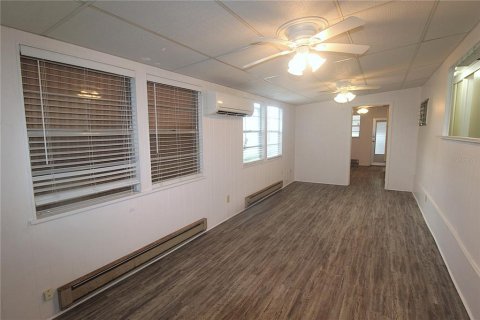 Apartamento en alquiler en Bradenton, Florida, 3 dormitorios, 44.59 m2 № 1823222 - foto 7