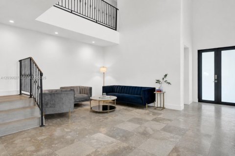 Touwnhouse à vendre à Miami, Floride: 3 chambres, 202.99 m2 № 2085666 - photo 4