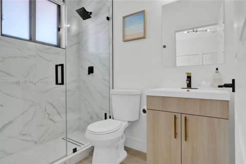Touwnhouse à vendre à Miami, Floride: 3 chambres, 202.99 m2 № 2085666 - photo 20
