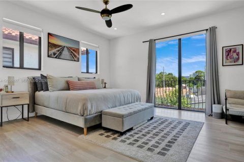 Touwnhouse à vendre à Miami, Floride: 3 chambres, 202.99 m2 № 2085666 - photo 14