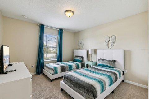 Townhouse in STOREY LAKE in Kissimmee, Florida 4 bedrooms, 177.81 sq.m. № 2396244 - photo 16