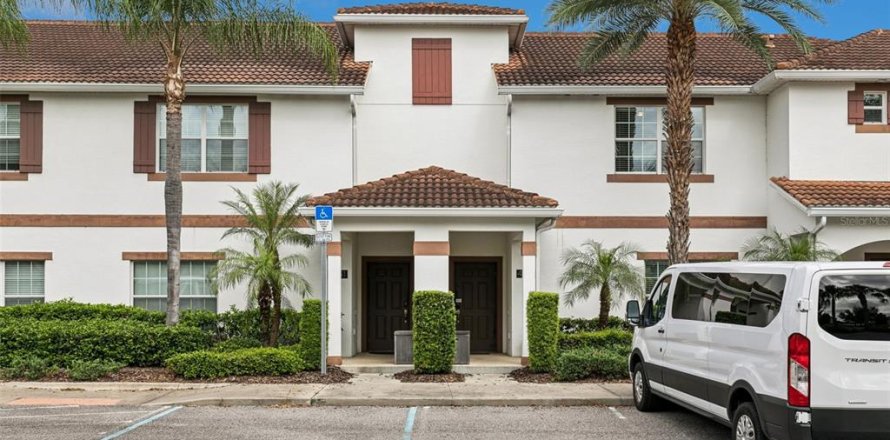 Townhouse in STOREY LAKE in Kissimmee, Florida 4 bedrooms, 177.81 sq.m. № 2396244