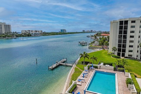 Condominio en Tequesta, Florida, 3 dormitorios  № 2270498