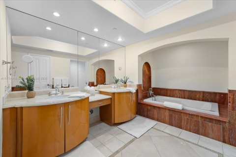 Copropriété à louer à Sunny Isles Beach, Floride: 3 chambres, 205.69 m2 № 1693482 - photo 18