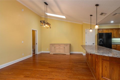 House in Winter Haven, Florida 4 bedrooms, 267.93 sq.m. № 1409906 - photo 10