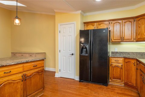 House in Winter Haven, Florida 4 bedrooms, 267.93 sq.m. № 1409906 - photo 14