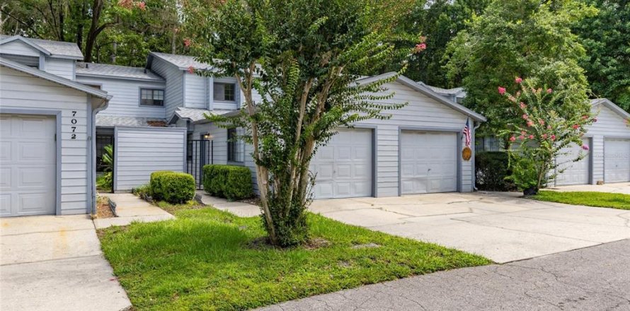 Adosado en Gainesville, Florida 3 dormitorios, 135.08 m2 № 1831664