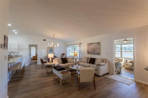 Casa en venta en Lake Placid, Florida, 3 dormitorios, 157.38 m2 № 1887672 - foto 8