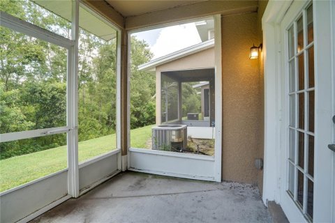 Townhouse in Tampa, Florida 3 bedrooms, 169.27 sq.m. № 2202589 - photo 23