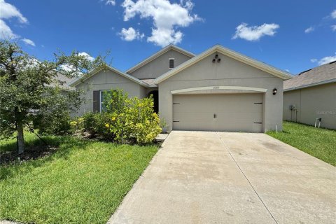 Casa en alquiler en Lakeland, Florida, 3 dormitorios, 166.11 m2 № 1856138 - foto 1