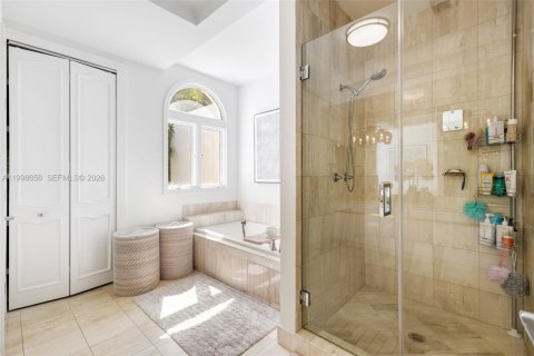 Touwnhouse à vendre à Miami Beach, Floride: 3 chambres, 224.82 m2 № 2068250 - photo 29