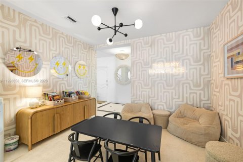 Touwnhouse à vendre à Miami Beach, Floride: 3 chambres, 224.82 m2 № 2068250 - photo 9