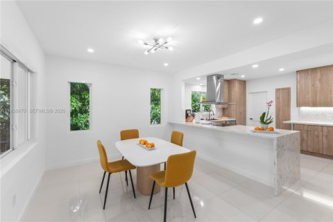 Купить виллу или дом в Майами, Флорида 3 спальни, 173.54м2, № 2152633 - фото 6