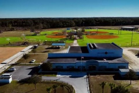 House in Newberry, Florida 4 bedrooms, 174.28 sq.m. № 1918703 - photo 22