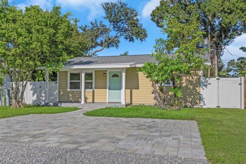 Casa en venta en Gulfport, Florida, 2 dormitorios, 71.35 m2 № 1904401 - foto 1