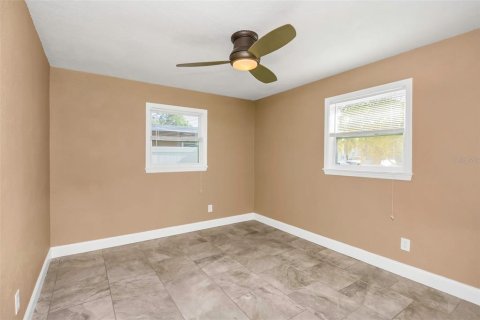 Casa en venta en Gulfport, Florida, 2 dormitorios, 71.35 m2 № 1904401 - foto 16