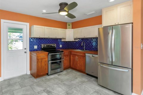 Villa ou maison à vendre à Gulfport, Floride: 2 chambres, 71.35 m2 № 1904401 - photo 8