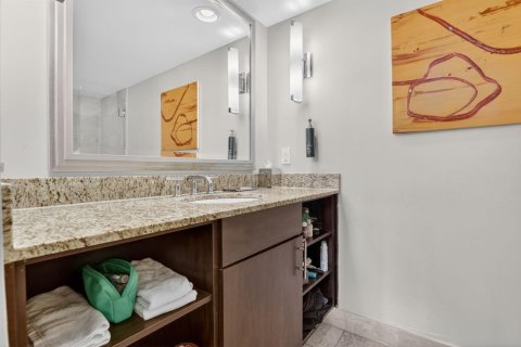 Condo in Fort Lauderdale, Florida, 1 bedroom № 2246205 - photo 21