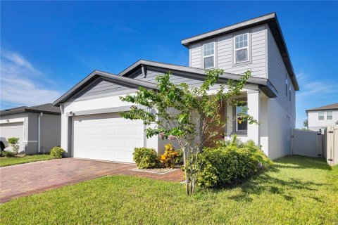 House in Davenport, Florida 4 bedrooms, 201.32 sq.m. № 1918178 - photo 3