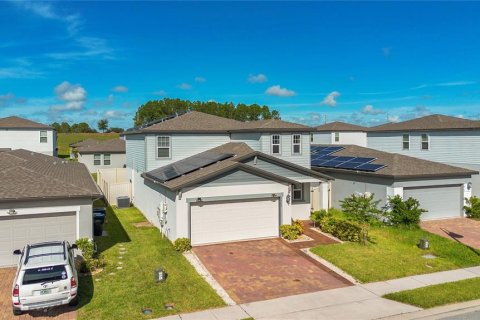 House in Davenport, Florida 4 bedrooms, 201.32 sq.m. № 1918178 - photo 30