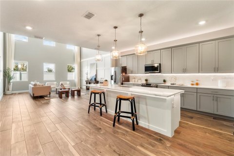 Villa ou maison à vendre à Davenport, Floride: 5 chambres, 365.2 m2 № 2419132 - photo 12