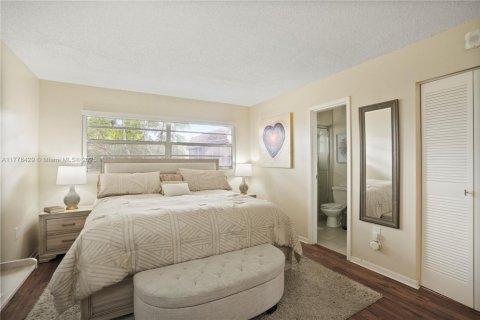 Copropriété à vendre à Plantation, Floride: 2 chambres, 86.4 m2 № 1868523 - photo 21