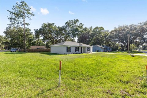 Casa en venta en Ocala, Florida, 3 dormitorios, 101.36 m2 № 2102569 - foto 3