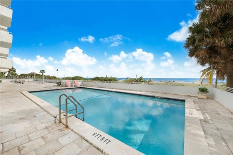 Купить кондоминиум в Майами-Бич, Флорида 1 спальня, 60.76м2, № 1988230 - фото 8