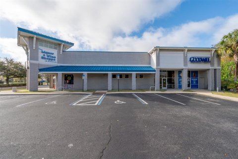 Propiedad comercial en alquiler en Newberry, Florida, 778.06 m2 № 2280544 - foto 2