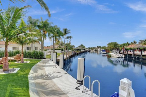 Casa en Fort Lauderdale, Florida 4 dormitorios, 229.38 m2 № 2158639