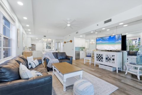 Condo in Longboat Key, Florida, 2 bedrooms  № 2418465 - photo 8
