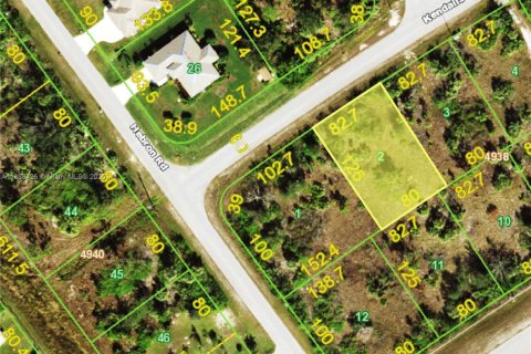 Terreno en venta en Port Charlotte, Florida № 1823844 - foto 2