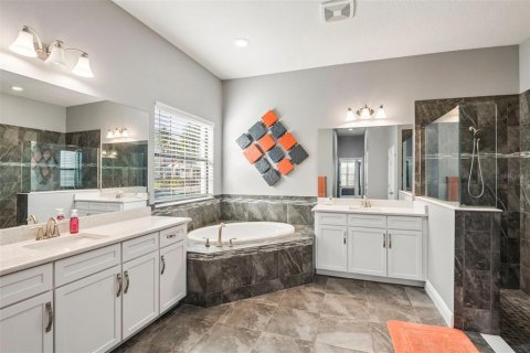 Villa ou maison à vendre à Land O' Lakes, Floride: 5 chambres, 448.53 m2 № 2201705 - photo 26