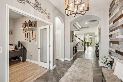 Villa ou maison à vendre à Land O' Lakes, Floride: 5 chambres, 448.53 m2 № 2201705 - photo 5