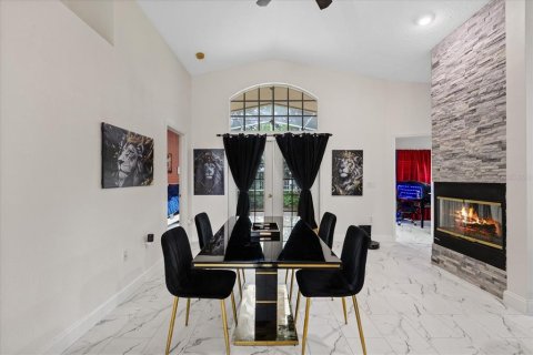 Villa ou maison à vendre à New Port Richey, Floride: 4 chambres, 159.7 m2 № 2215774 - photo 17