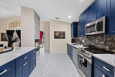 Villa ou maison à vendre à New Port Richey, Floride: 4 chambres, 159.7 m2 № 2215774 - photo 8