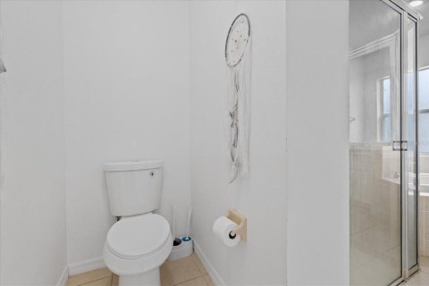 Villa ou maison à vendre à New Port Richey, Floride: 4 chambres, 159.7 m2 № 2215774 - photo 27