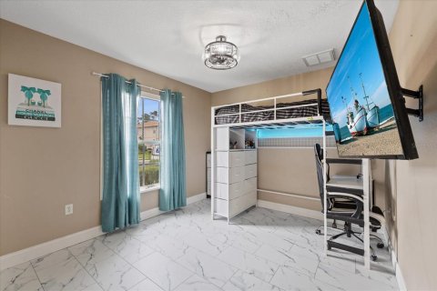 Villa ou maison à vendre à New Port Richey, Floride: 4 chambres, 159.7 m2 № 2215774 - photo 12
