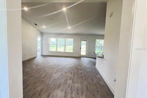 Casa en venta en Dade City, Florida, 4 dormitorios, 201.51 m2 № 2203979 - foto 15