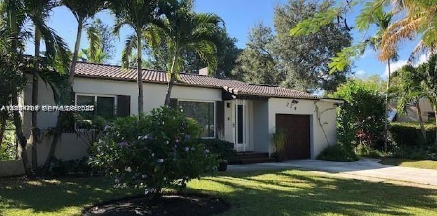 Casa en Miami Shores, Florida 3 dormitorios, 127.55 m2 № 1992951