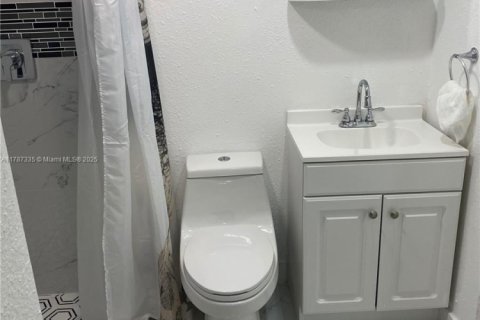 Casa en venta en Hollywood, Florida, 3 dormitorios, 115.2 m2 № 1727034 - foto 14